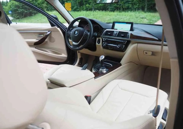 BMW Seria 3 cena 59900 przebieg: 156200, rok produkcji 2019 z Bełchatów małe 704
